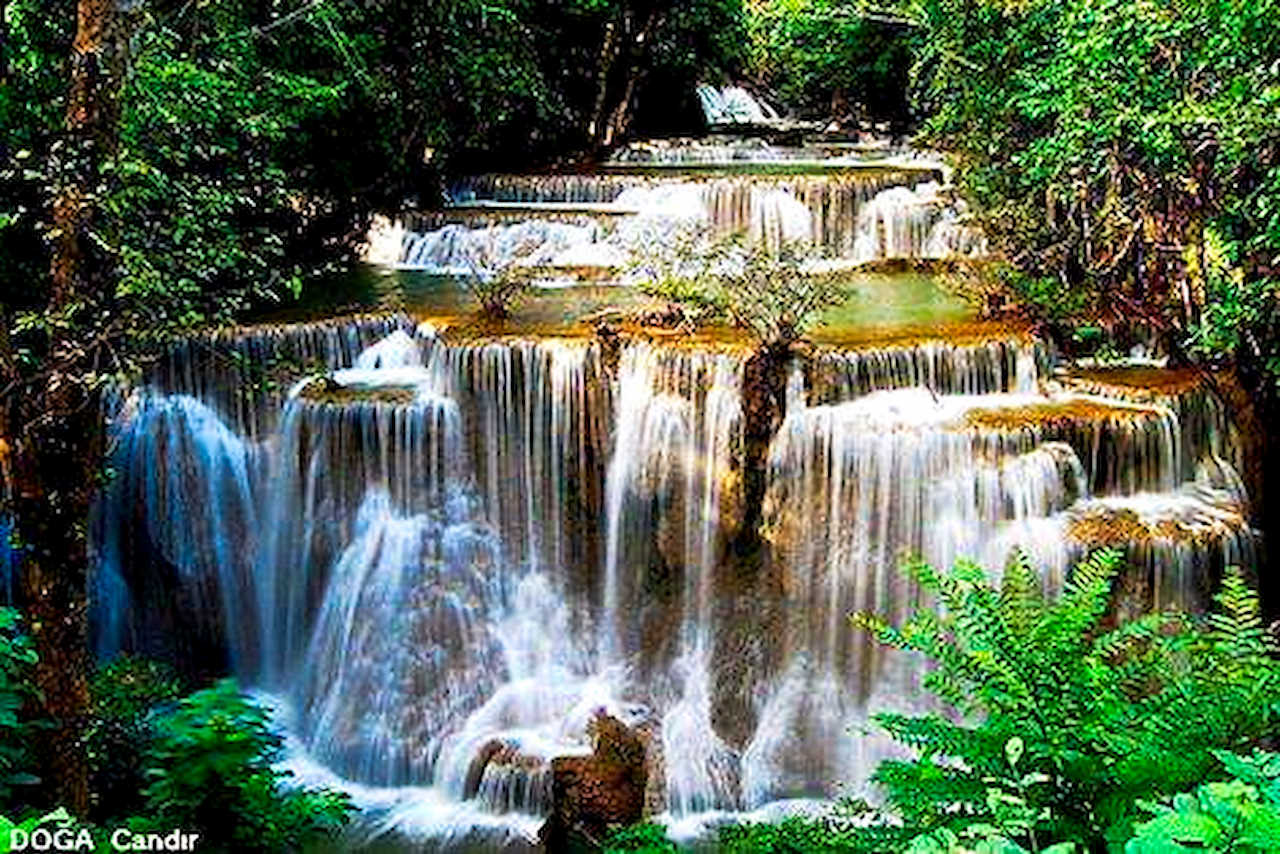 Водопад Хуай Mae камень. Таиланд